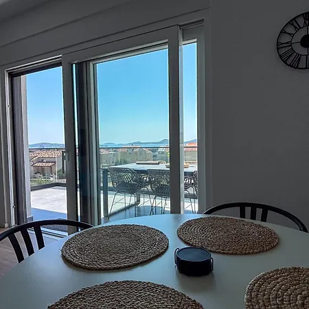 Family With Breathtaking Sea & Island Views Appartement