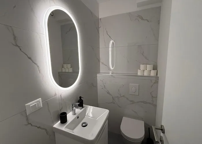 Family With Breathtaking Sea & Island Views *